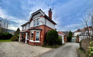 Photo 1- click for photo gallery